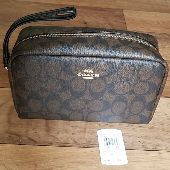 coach cosmetic pouch